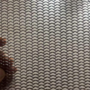 Malla metálica expandida galvanizada antideslizante MS para plataforma de seguridad de pasarelas de construcción y rejilla de piso industrial. - Product Image 1