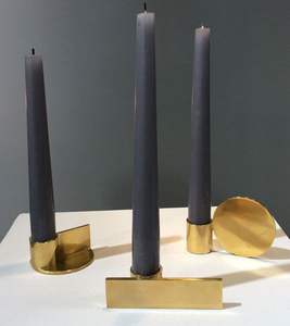 Portavelas de latón para velas de pilar, portavelas de latón para velas cónicas, decoración india de latón, artículo de decoración para el hogar de latón, portavelas de metal. - Product Image 2