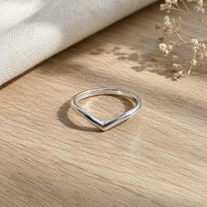 Bague en argent sterling 925 motif chevron, ensemble de bagues en V, bague empilable minimaliste, bague délicate pour le pouce, cadeau pour elle, vente en gros - Product Image 5