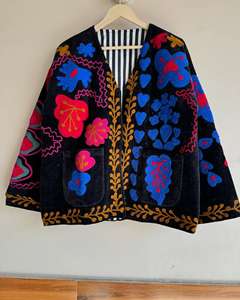 Wholesale Boho Velvet Embroidered Jacket Floral Print Long Sleeve Loose Fit V-Neck Hand Embroidery <b>Pockets</b> Autumn Casual Wear - Product Image 2