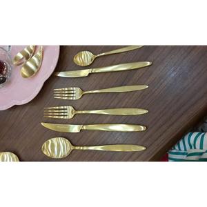 Fournitures de restaurant, ensembles de couverts fantaisie, finition dorée, laiton de haute qualité, ensembles de couverts robustes pour les mariages, les fêtes et les tables. - Product Image 6