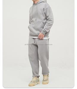 Sweats à capuche personnalisés, décontractés, avec logo imprimé, poids lourd, avec broderie unisexe, sweats à capuche personnalisés en coton et polyester. - Product Image 2