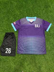 Ensemble de maillots de foot sublimés sur mesure, uniforme de football OEM, vêtements d'équipe personnalisés, fabricant de kits d'entraînement de club par RexFit - Product Image 1