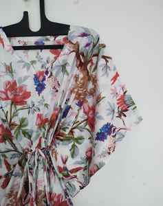 ชุดเดรสผ้าฝ้ายพิมพ์ลายนก งานแฮนด์เมด สไตล์โบฮีเมียน สำหรับใส่ไปชายหาดและรีสอร์ท - Product Image 5