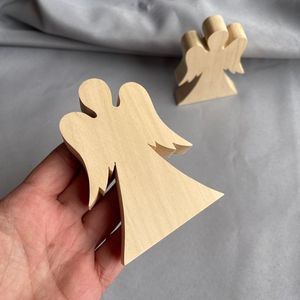 Centre de table en bois sculpté à la main en forme d'ange pour la décoration intérieure et l'aménagement spirituel - Product Image 5