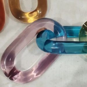 Chaîne décorative en résine de qualité supérieure, élégante décoration murale artisanale en acrylique pour la décoration intérieure moderne - Product Image 1