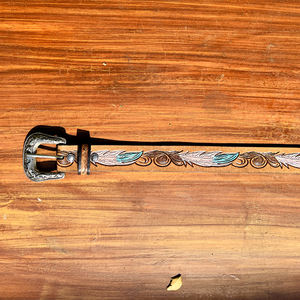 เข็มขัดหนังแท้สไตล์ตะวันตก ลายเพสลีย์ ทำด้วยมือจากหนังวัวแท้ หัวเข็มขัดโลหะผสมสังกะสี กว้าง 40 มม. ปรับแต่งได้ - Product Image 5