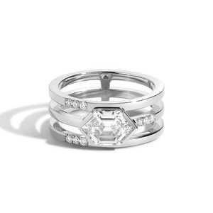 Bague de fiançailles en or 14K 18K avec diamant de laboratoire hexagonal, sertie semi-clos, trois bandes, style Art Déco moderne, bague de déclaration nuptiale, vente en gros - Product Image 5