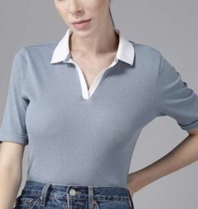 เสื้อโปโลผู้หญิงคอตัดกัน แฟชั่นทันสมัย เนื้อผ้าถักแบบเจอร์ซีย์ สไตล์สตรีทแวร์ แขนสั้น ติดกระดุม - Product Image 1