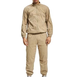 Conjunto deportivo de 2 piezas para hombre, chaqueta con capucha y cremallera, estilo streetwear. - Product Image 2