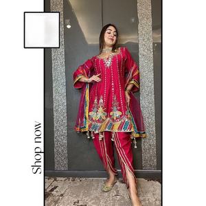 Robe de soirée de luxe Eid dans le style indien pakistanais nouvelle broderie de créateur avec un vrai miroir sur la vente de vêtements Salwar en velours - Product Image 3