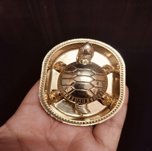 Magnifique figurine de coq en laiton avec de détails fins. Améliore l'énergie positive du Vastu. Disponible à prix de gros avantageux - Product Image 3