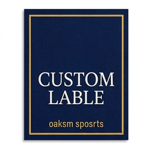 Étiquettes de col en tissu tissé pliées au centre, écologiques et personnalisées, étiquettes principales, étiquettes d'entretien et de taille pour la fabrication de vêtements streetwear et de vêtements de sport - Product Image 3