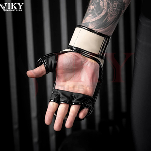 Gants de combat MMA personnalisés, nouvel arrivage, avec logo personnalisé, service OEM ODM, rembourrage intégral noir épaissi - Product Image 4