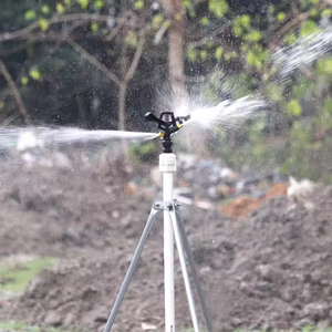 Arroseur à impact automatique en plastique mâle 3/4 po pour équipement d'arrosage, idéal pour l'aménagement paysager et les systèmes d'irrigation agricole 180° ° - Product Image 2
