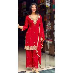 Ensemble de costume de fête pour femmes avec haut Plazzo Dupatta - Product Image 2