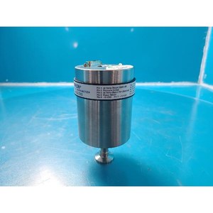 Manomètre capacitif chauffé MKS 628D11TDE2P, utilisé comme pièce détachée d'équipement semi-conducteur d'époque - Product Image 5