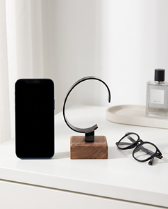 Atractivo Expositor de Relojes de Acrílico con Base de Madera: Diseño Excepcional - Product Image 1