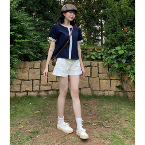 Camiseta de Negocios de Moda para Mujer, Ajustada, de Mezcla de Algodón, con Detalle de Botones, ODM OEM, Suministro de Vietnam, Verano, Sin Borlas, Muestra Gratuita - Product Image 3