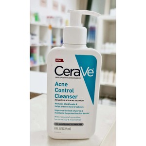 Nettoyant anti-acné CeraVe Premium à l'acide salicylique pour peaux sujettes à l'acné et pour un teint clair et lisse - Product Image 1