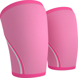 Genouillères flexibles fabriquées avec un tissu de qualité supérieure offrant un soutien fiable, un confort et une durabilité pour les modes de vie actifs. - Product Image 4