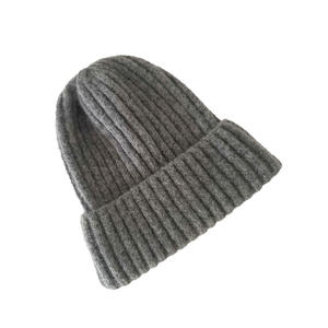 Bonnet en tricot côtelé chaud et doux pour l'hiver, avec revers extensible, unisexe, décontracté, pour l'extérieur, idéal par temps froid, pour hommes et femmes, personnalisable - Product Image 4