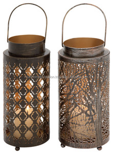 Linternas de metal respetuosas con el medio ambiente para uso doméstico Linterna de vela de diseño de fundición con tres tipos de tamaño - Product Image 4