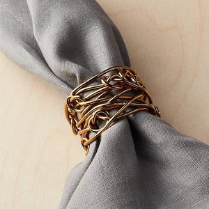 Anneau de serviette en métal léger, facile à utiliser pour les repas quotidiens tout en conservant son aspect décoratif - Product Image 5