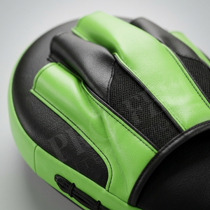 แผ่นฝึกซ้อมมวยแบบเรียบประสิทธิภาพสูง พร้อมช่องนิ้วแบบ Ergonomic ระบายอากาศได้ดี และสายรัดฝ่ามือเสริมความแข็งแรง - Product Image 4