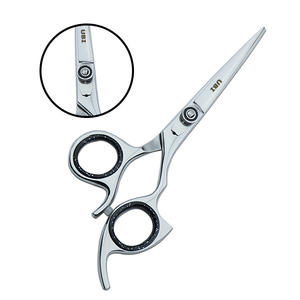 Ciseaux de coiffure professionnels élégants UBI 16,9 cm réglables, à lame tranchante, pour droitiers, avec manche moyen en acier au carbone, pour salon et barbier - Product Image 3