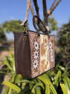 Nouvel Arrivage Sac Fourre-tout en Véritable Peau de Vache, Sac à Main en Cuir Élégant avec Poils, Sacs Sculptés à la Main pour Femme, Multi-usages - Product Image 3