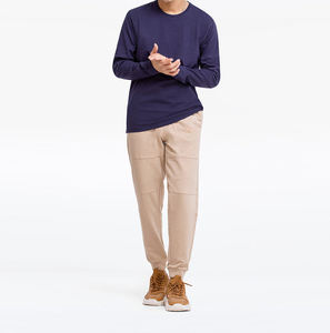 เสื้อยืดแขนสั้นปักลายโลโก้สีสันสดใส เสื้อยืดคอตตอน 100% สำหรับผู้ชายและผู้หญิง สวมใส่สบายในช่วงฤดูร้อน - Product Image 2