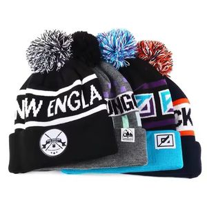 Gorro de Invierno CHRONIC HCRCS, Unisex, Cálido, con Logotipo Bordado, Diseño de Araña Gótica, Estilo Urbano, Casual, para Adultos - Product Image 6