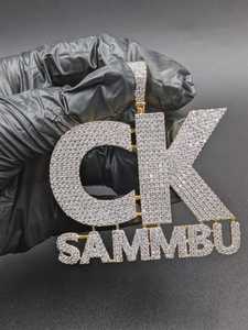 Colgante de Letra CK Sammbu con Moissanita, Chapado en Oro de 18K, Plata de Ley 925, Corte Brillante Redondo, Joyería de Lujo Unisex - Product Image 3