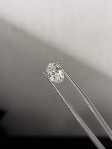 เพชร Avira Jewels รูปไข่ 1.50 กะรัต สี F ความสะอาด VVS-VS เพชรเพาะเลี้ยงในห้องปฏิบัติการ รับรองโดย IGI คุณภาพการเจียระไนเยี่ยม ผู้จัดจำหน่ายขายส่งสำหรับการทำเครื่องประดับ - Product Image 5