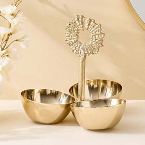 Tazón de Aperitivos de Lujo Chapado en Oro - Product Image 1