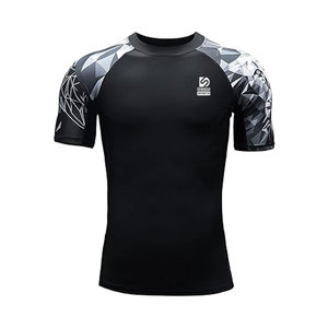 เสื้อคอมเพรสชั่นแขนสั้นผู้ชายรุ่นใหม่ แห้งเร็ว ผลิตในปากีสถาน - Product Image 1
