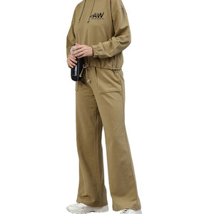 Conjuntos Deportivos Acampanados para Mujer en Tela Premium de Tacto Suave que Ofrecen Máxima Comodidad y un Look Casual Elegante - Product Image 1