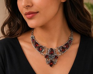 Pendentif en grenat rouge naturel, argent sterling 925 plaqué or, serti clos vintage, bijoux de fiançailles pour femmes - Product Image 2