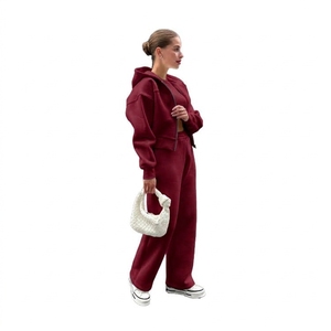Wholesale Custom Logo Hooded Tracksuit Set Loose Fit Solid Color Sportswear Spandex Polyester Drawstring Casual Jogger <b>Suit</b> - Product Image 4