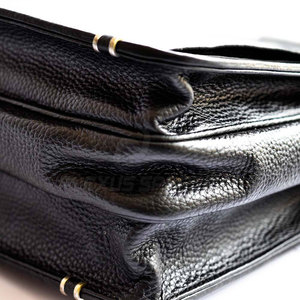 Maletín de Cuero para Portátil, Gran Capacidad, Casual, Hecho en Pakistán, Duradero, Calidad Premium, Unisex, Uso Diario - Product Image 6