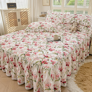 Juego de Ropa de Cama Acolchada Floral Blanca Directo de Fábrica, Juego de 4 Piezas con Volantes y Ribete de Encaje para Hogar y Hotel, Venta al Por Mayor - Product Image 4