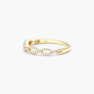 Anillo de Oro Amarillo de 14K con Hoja Infinita y Diamante Cultivado en Laboratorio - Product Image 5
