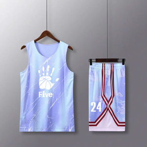 Ensemble de maillot de basket-ball personnalisé sublimé, débardeur en mesh sans manches unisexe avec impression dégradée et short à taille élastique, taille adulte - Product Image 4
