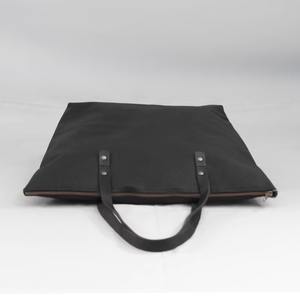 กระเป๋าโท้ทหนังแท้ 100% สำหรับผู้หญิง พร้อมโลโก้พิมพ์ลายตามสั่ง หนังวัวแท้ รุ่น LTB-0225 - Product Image 3