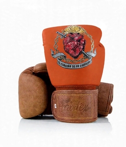 Nouveautés : Gants de boxe Fairtex en cuir rose avec logo personnalisé, sangles réglables à scratch pour le kick-boxing et les arts martiaux - Product Image 6