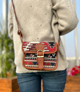 Nouveau modèle Tribal fait à la main en cuir véritable Kilim sac à bandoulière avec sangle réglable et multi-poches Boho ethnique femmes sac à bandoulière - Product Image 3