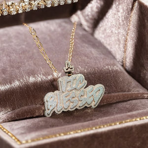 Colgante de Lujo Hiphop con Letra Pequeña, Chapado en Oro Rosa, de Plata 925 Sólida Personalizada, con Moissanita VVS de Corte Brillante Certificado - Product Image 6