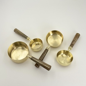 Nuevas Tazas Medidoras de Acero Inoxidable con Recubrimiento PVD Dorado Hechas a Mano, Hermosas Herramientas de Medición de Acero Inoxidable - Product Image 4