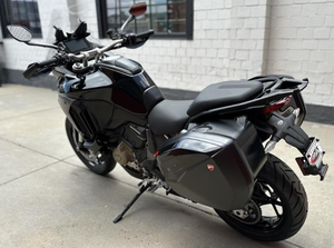 Motocicleta Deportiva Multistradas V4 S 2025 - Product Image 4